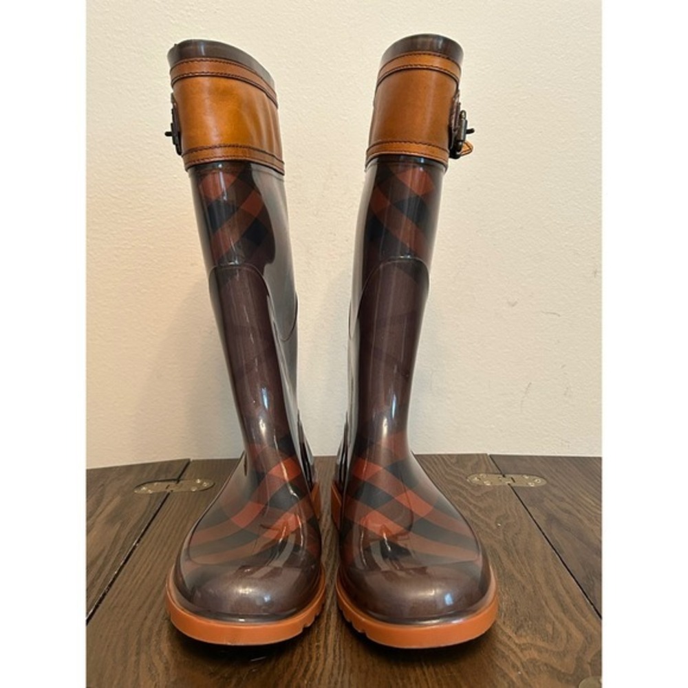 Burberry Wellington Rain Boots Women's size 7 Missing Insoles